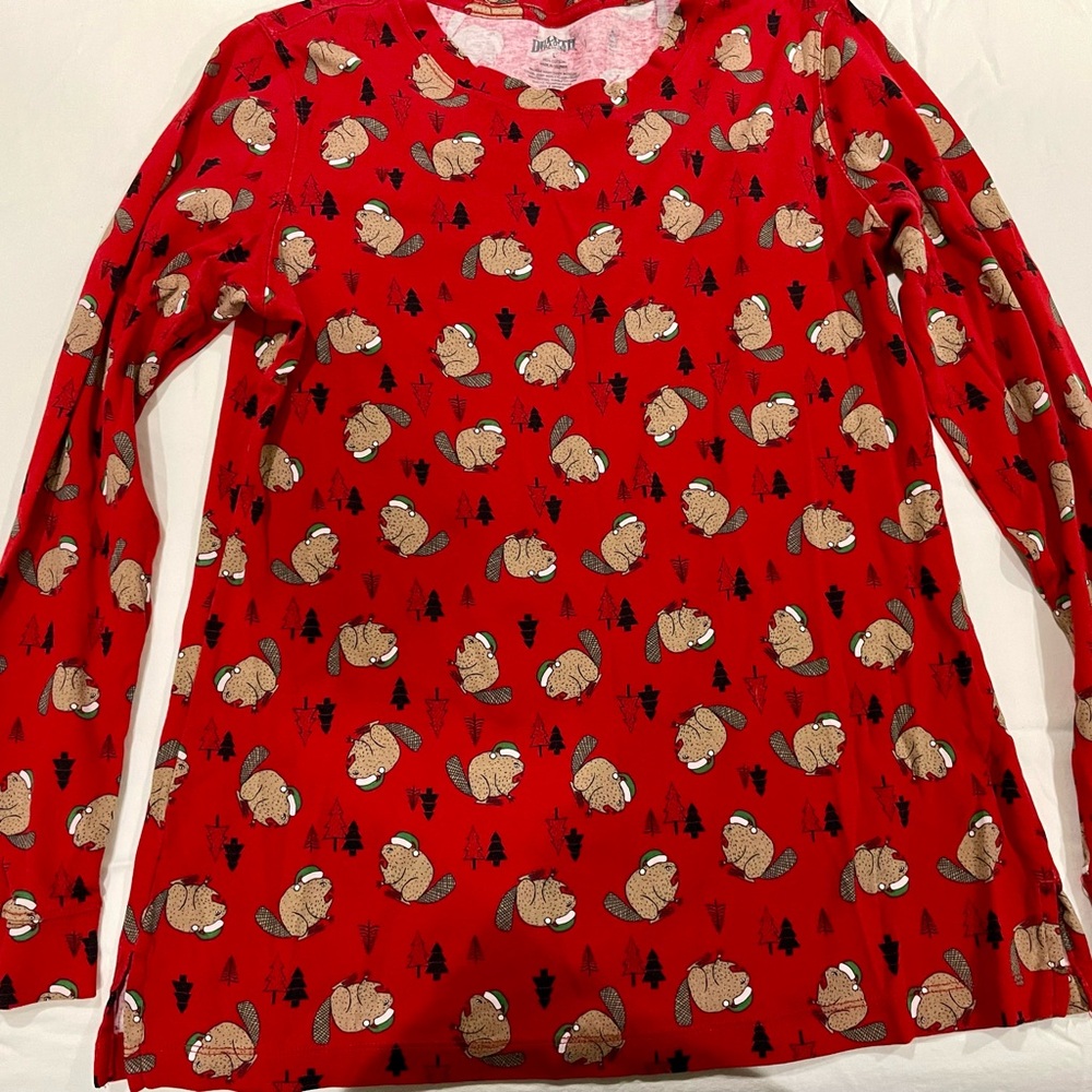 Duluth women’s angry beaver pj top